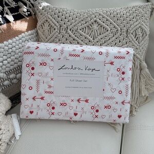 London Kaye Full Sheet Set with xoxo Red Pattern